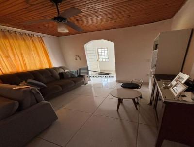 Casa para Venda, em Oscar Bressane, bairro Centro (Oscar Bressane), 3 dormitrios, 2 banheiros, 1 sute, 3 vagas